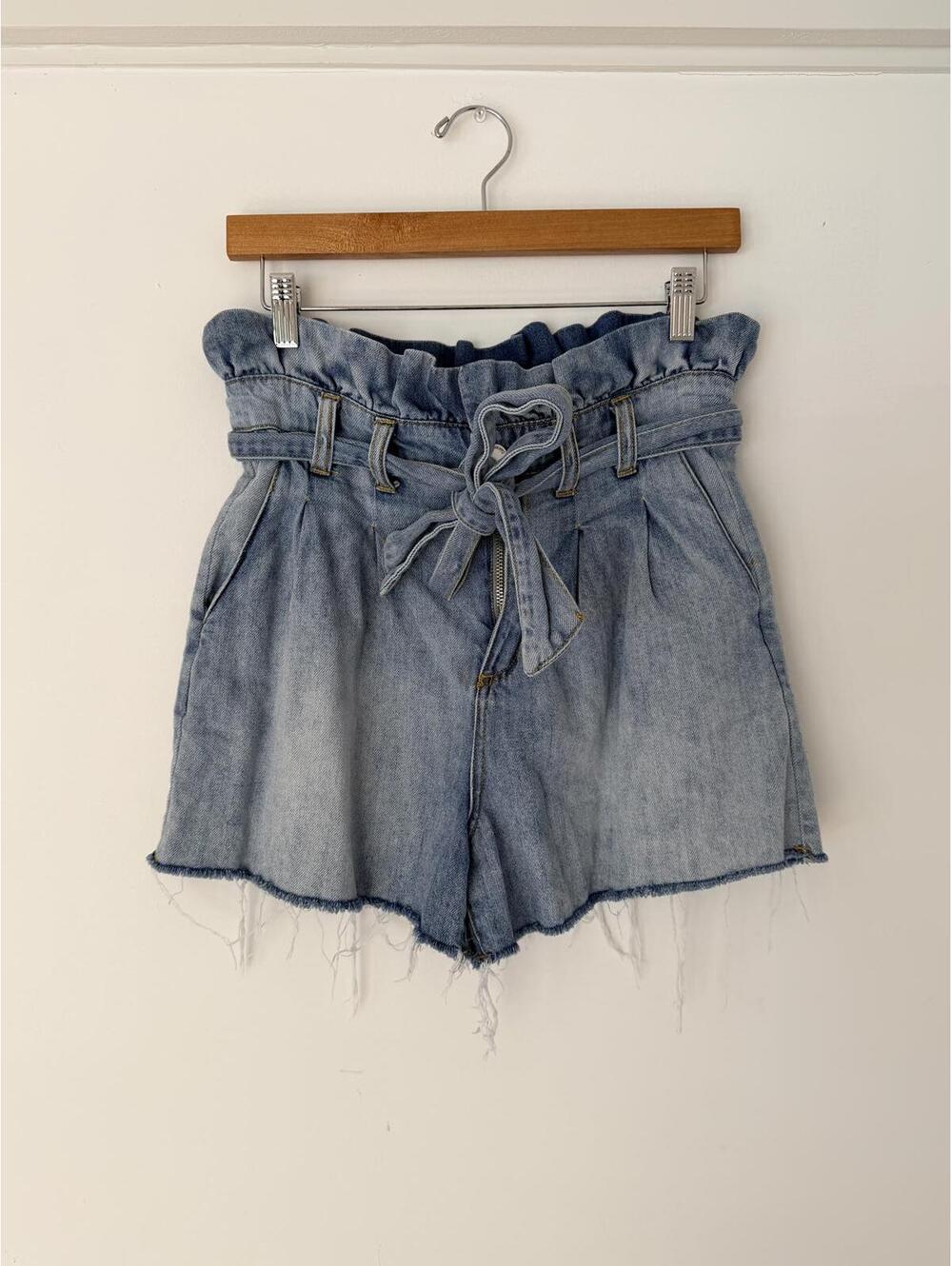 Blanknyc High Waist Paperbag Denim Shorts with Tie Belt size 28